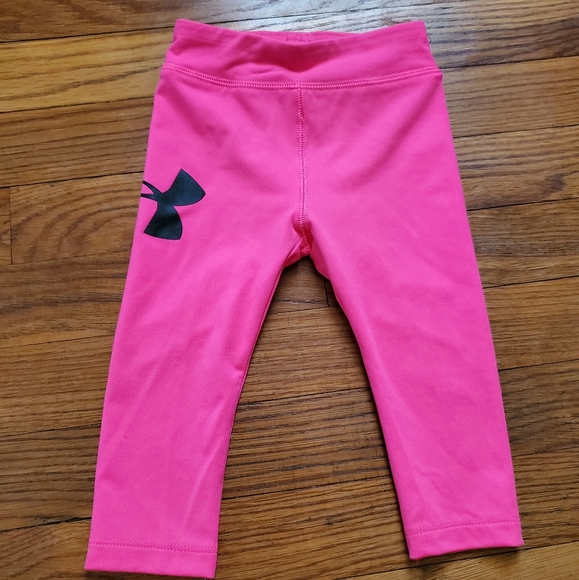 Under Armour Other - NWT Under Armour leggings
Hot pink logo baby 12m